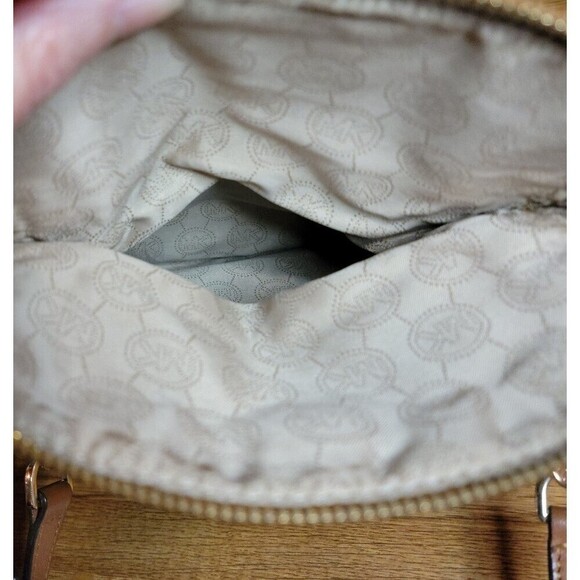 MICHAEL MICHAEL KORS Bedford Tan Leather Flap Crossbody - Picture 2 of 9